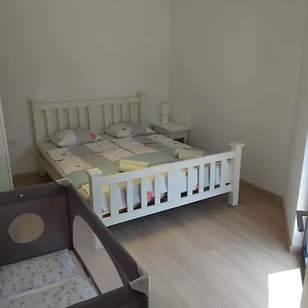 Apartment Crikvenica Trg Duga Exterior photo