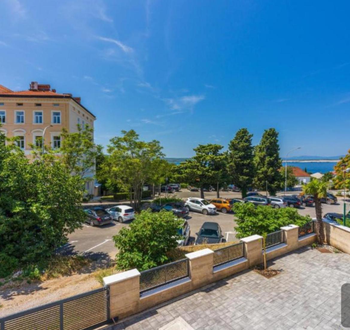Trg Duga * Crikvenica